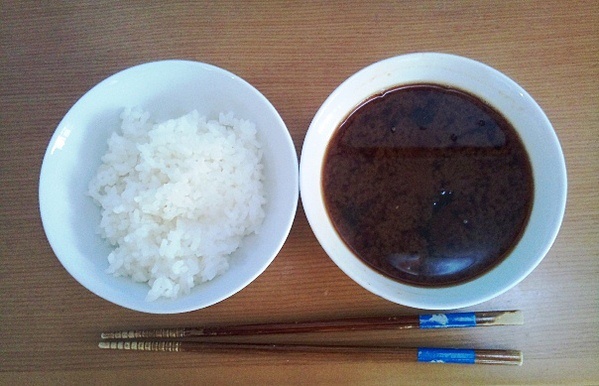 ごはんと味噌汁 ごはんと味噌汁
